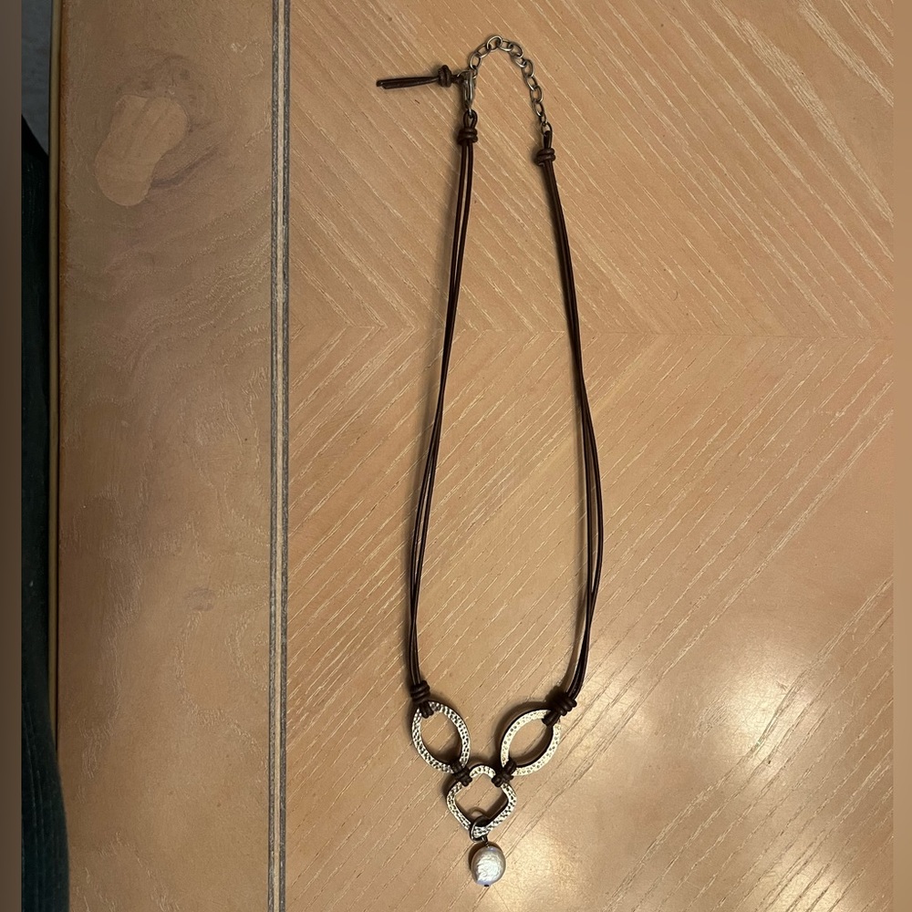 Silpada 925 sterling silver and brown leather necklace with a coin pearl.